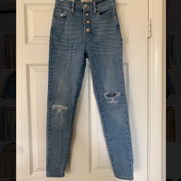 Levi's Denim - Anthropologie high rise medium-light wash Levi skinny Jeans